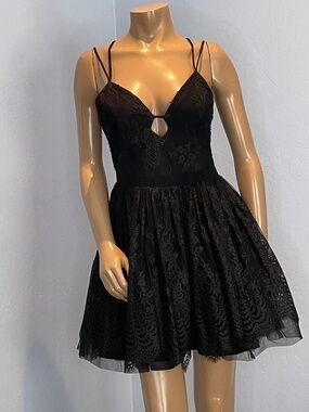 Stunning Black Lace Bebe Dress